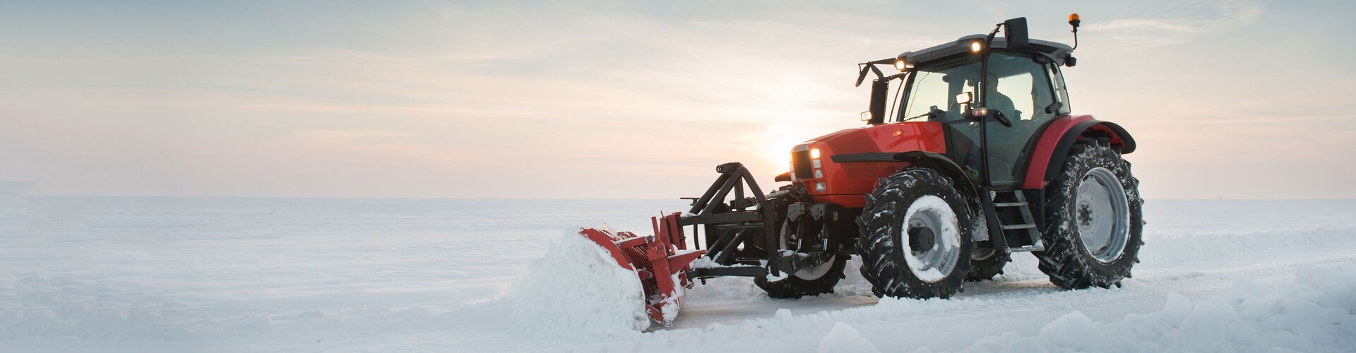 Mit dem Traktor sicher durch die Winterzeit
